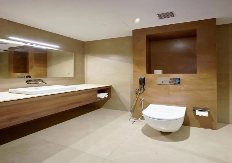Regal Heights Hotel Kochi